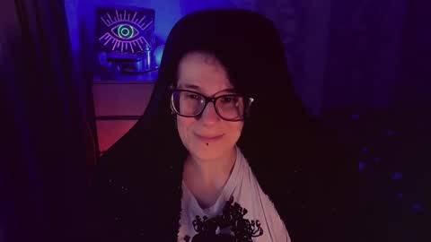 Snapshot of yourscosmic chatting on October 4, 2025, 1:58 am Yours Cosmic online show from October 4, 2025, 1:58 am