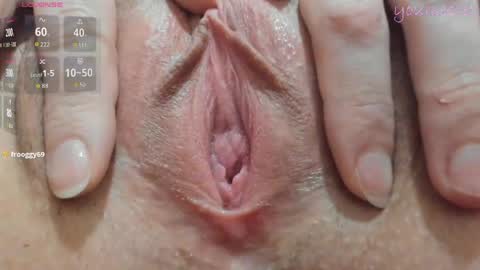 Im Marta follow me online show from April 13, 2026, 3:06 pm