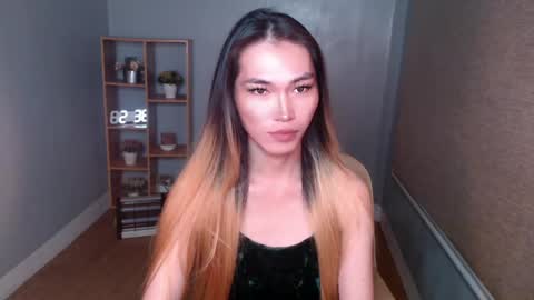 Snapshot of yoursexservice chatting on December 10, 2024, 9:23 am    online show from December 10, 2024, 9:23 am