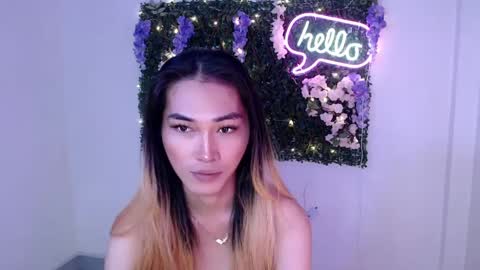 Snapshot of yoursexservice chatting on December 18, 2024, 12:43 am    online show from December 18, 2024, 12:43 am