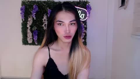 Snapshot of yoursexservice chatting on February 11, 2025, 11:44 pm    online show from February 11, 2025, 11:44 pm