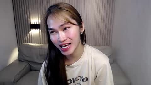 Snapshot of yoursexservice chatting on December 4, 2025, 10:29 pm online show from December 4, 2025, 10:29 pm