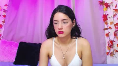 Snapshot of yoursexy18lover chatting on November 16, 2025, 7:25 am Lina and roberth online show from November 16, 2025, 7:25 am