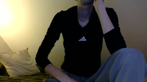 Yoursexymat3 online show from February 21, 2025, 4:26 pm