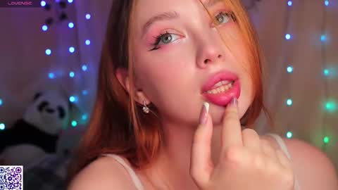 Snapshot of yourspringani chatting on September 16, 2025, 3:02 pm Im Ani online show from September 16, 2025, 3:02 pm