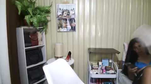 Snapshot of yoursubmissive_larah chatting on May 8, 2026, 7:36 am yoursubmissive_larah online show from May 8, 2026, 7:36 am