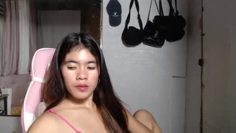 Snapshot of yoursweet_asian20 chatting on December 20, 2024, 9:32 am Maddie online show from December 20, 2024, 9:32 am