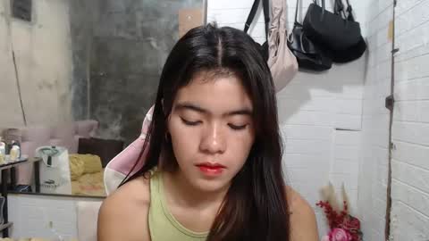 Snapshot of yoursweet_asian20 chatting on December 27, 2024, 4:15 am Maddie online show from December 27, 2024, 4:15 am