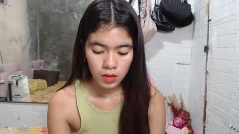 Snapshot of yoursweet_asian20 chatting on December 27, 2024, 7:40 am Maddie online show from December 27, 2024, 7:40 am