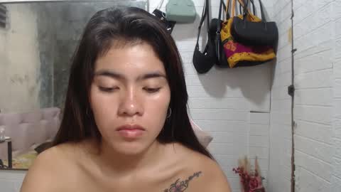 Snapshot of yoursweet_asian20 chatting on January 16, 2025, 4:28 am Maddie online show from January 16, 2025, 4:28 am