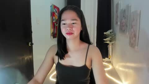 yourtinybunny online show from October 10, 2025, 9:52 am