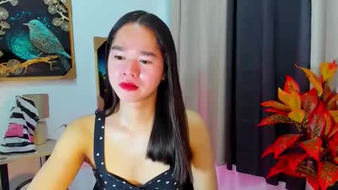 yourtinybunny online show from November 29, 2025, 2:47 am