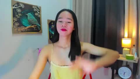 yourtinybunny online show from May 19, 2026, 10:10 am