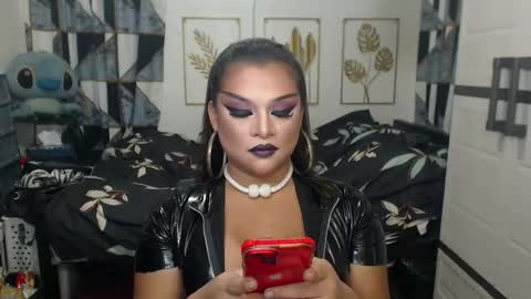 Snapshot of yourtrannyqueenxxx chatting on September 14, 2025, 2:00 am Anastacia Grey  online show from September 14, 2025, 2:00 am