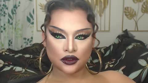 Snapshot of yourtrannyqueenxxx chatting on October 5, 2025, 1:04 am Anastacia Grey  online show from October 5, 2025, 1:04 am