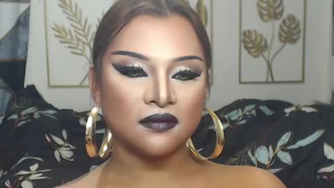 Snapshot of yourtrannyqueenxxx chatting on April 25, 2026, 11:46 pm Anastacia Grey online show from April 25, 2026, 11:46 pm