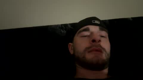 yourwhiteislandboy online show from May 28, 2026, 6:05 pm