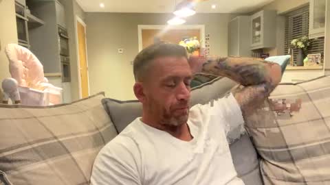 You want us 69 online show from December 4, 2024, 7:06 am