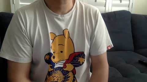 yque online show from January 12, 2025, 6:05 pm