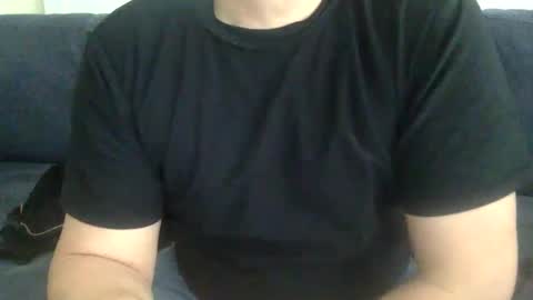 yque online show from March 6, 2025, 5:22 pm