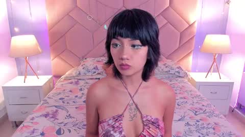 Snapshot of yui_lin chatting on March 12, 2025, 7:59 pm Yui LIn online show from March 12, 2025, 7:59 pm