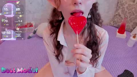 Yuki  online show from June 7, 2026, 4:49 am