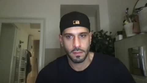 Snapshot of yul53 chatting on October 7, 2025, 6:49 pm yul53 online show from October 7, 2025, 6:49 pm