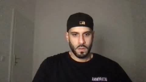 Snapshot of yul53 chatting on October 16, 2025, 6:42 pm yul53 online show from October 16, 2025, 6:42 pm