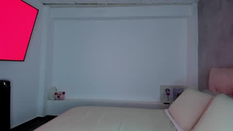 Snapshot of yuli_cardona_ chatting on May 28, 2026, 3:48 am Yuliet online show from May 28, 2026, 3:48 am