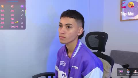 yulian_vasquez online show from September 27, 2025, 12:21 pm