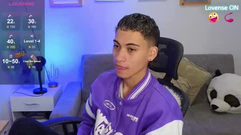 yulian_vasquez online show from November 25, 2025, 12:27 pm