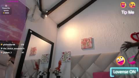 Snapshot of yuliana_milleer chatting on January 3, 2025, 9:15 pm Yuliana online show from January 3, 2025, 9:15 pm