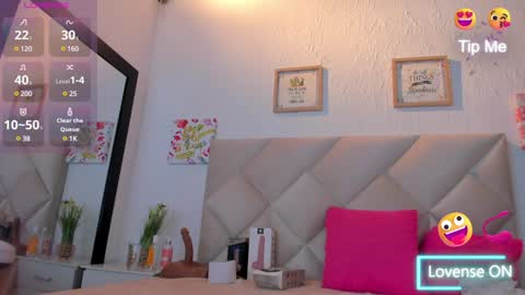 Snapshot of yuliana_milleer chatting on February 3, 2025, 5:03 pm Yuliana online show from February 3, 2025, 5:03 pm