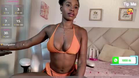 Snapshot of yuliana_milleer chatting on October 11, 2025, 6:39 pm Yuliana online show from October 11, 2025, 6:39 pm