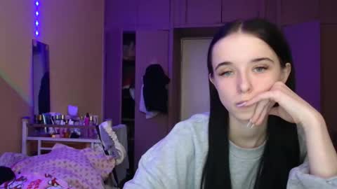 Yuliia online show from March 27, 2026, 1:22 pm