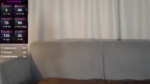 yuliethpetite online show from February 5, 2026, 12:10 pm