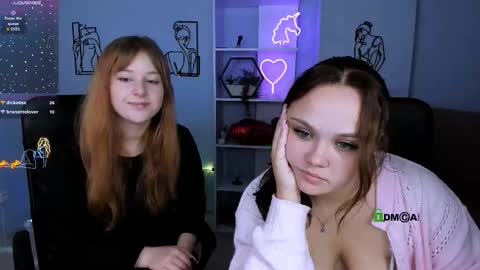 Snapshot of yume_sakura_ chatting on September 30, 2025, 12:37 am yume_sakura_ online show from September 30, 2025, 12:37 am