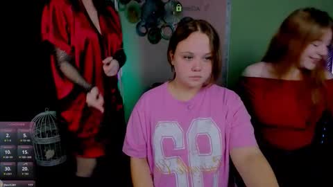 Snapshot of yume_sakura_ chatting on October 8, 2025, 8:17 pm yume_sakura_ online show from October 8, 2025, 8:17 pm