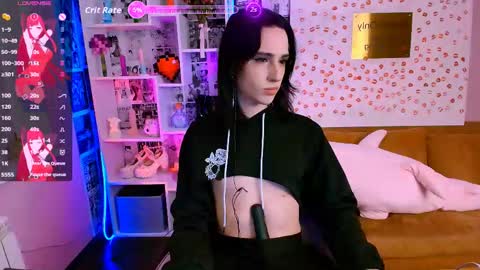 Yumeliko online show from April 13, 2026, 8:25 pm