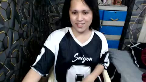 yumi online show from October 8, 2025, 5:38 am