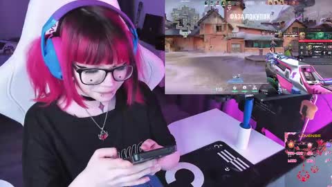 Yumi 3 online show from April 15, 2026, 8:20 pm