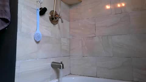 Payton kelly online show from September 13, 2025, 7:57 pm