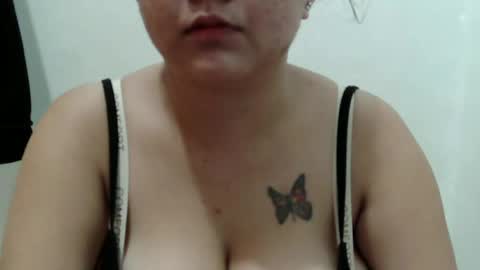 yummy_tits23xx online show from June 25, 2026, 11:04 am