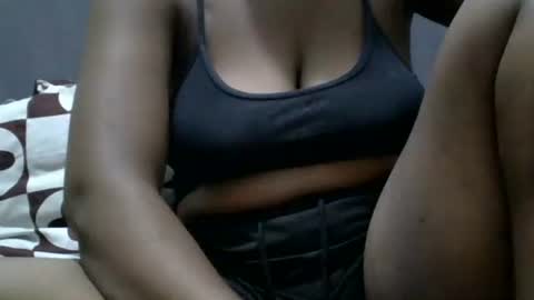 YUMMY online show from January 8, 2026, 6:43 pm