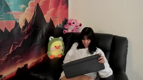 Yuna online show from February 25, 2026, 5:22 pm