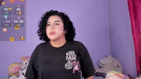 yunahott_ online show from February 9, 2025, 5:40 am