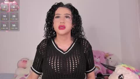 yunahott_ online show from February 4, 2026, 5:13 am