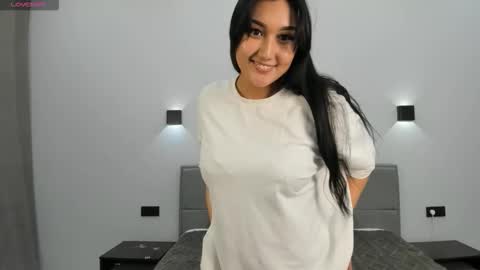 Snapshot of yunamini chatting on November 1, 2025, 8:33 pm Yuna online show from November 1, 2025, 8:33 pm