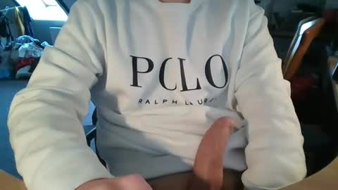 yungdutch24 online show from January 8, 2025, 11:54 am