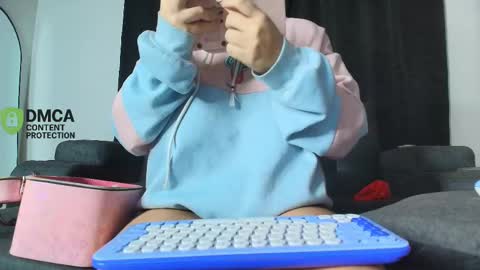 ELITA online show from November 11, 2025, 4:45 am